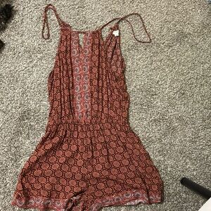Aeropostale romper, size large